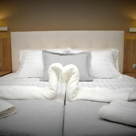 Riviera Olympus Gods ホテル